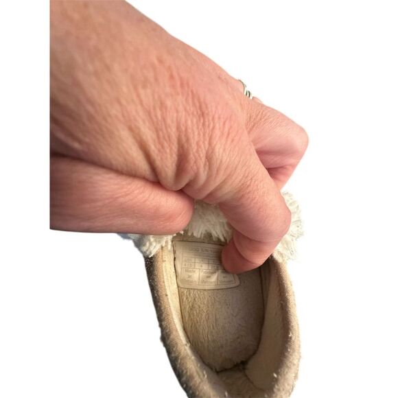 UGG Baby Gold Glitter Ballet Flats Faux Fur Lined Slip-On Shoes Size 4/5 - Picture 4 of 6